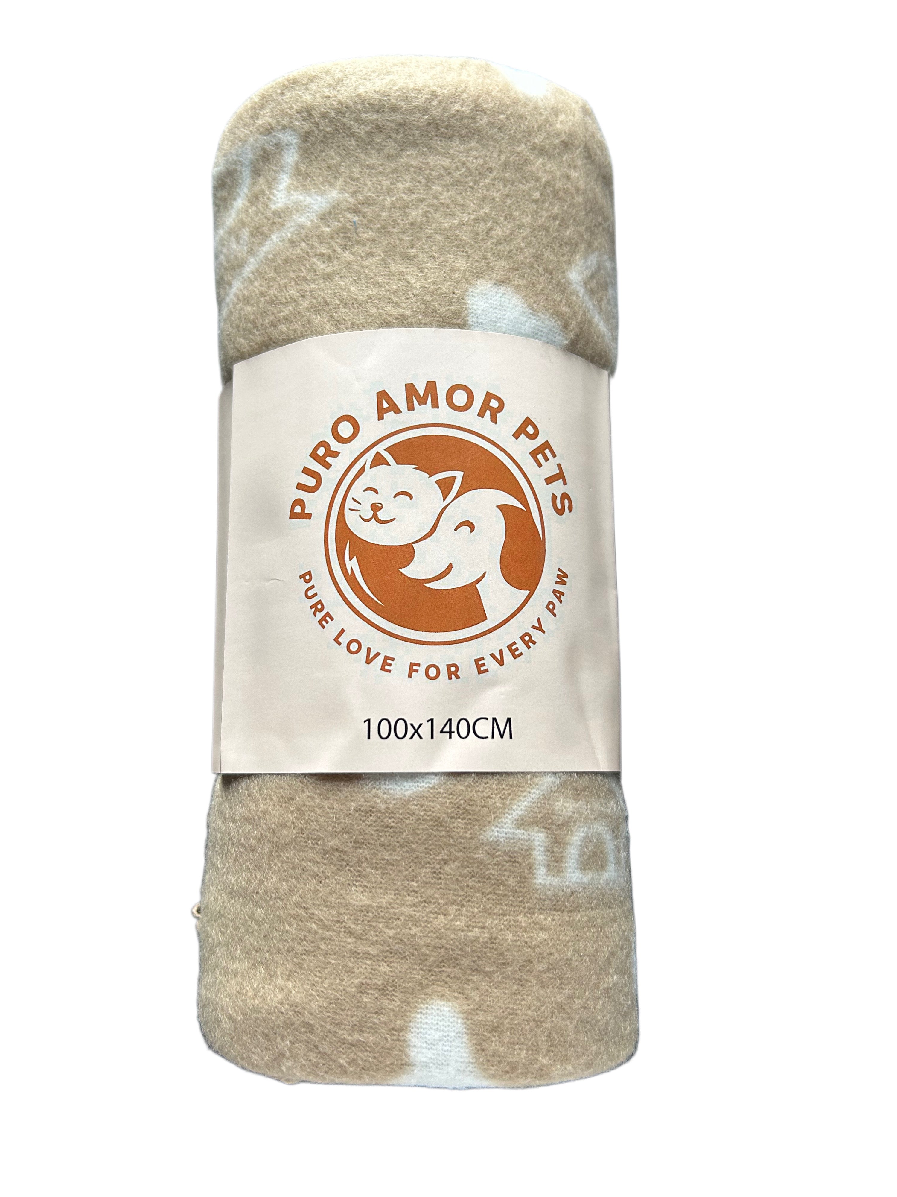 Puro Amor Pets Cozy Paw Fleece Blanket